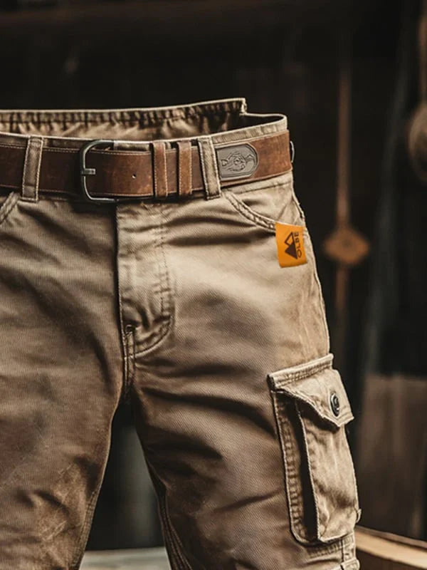 Leo | Retro-short in cargostijl met meerdere zakken