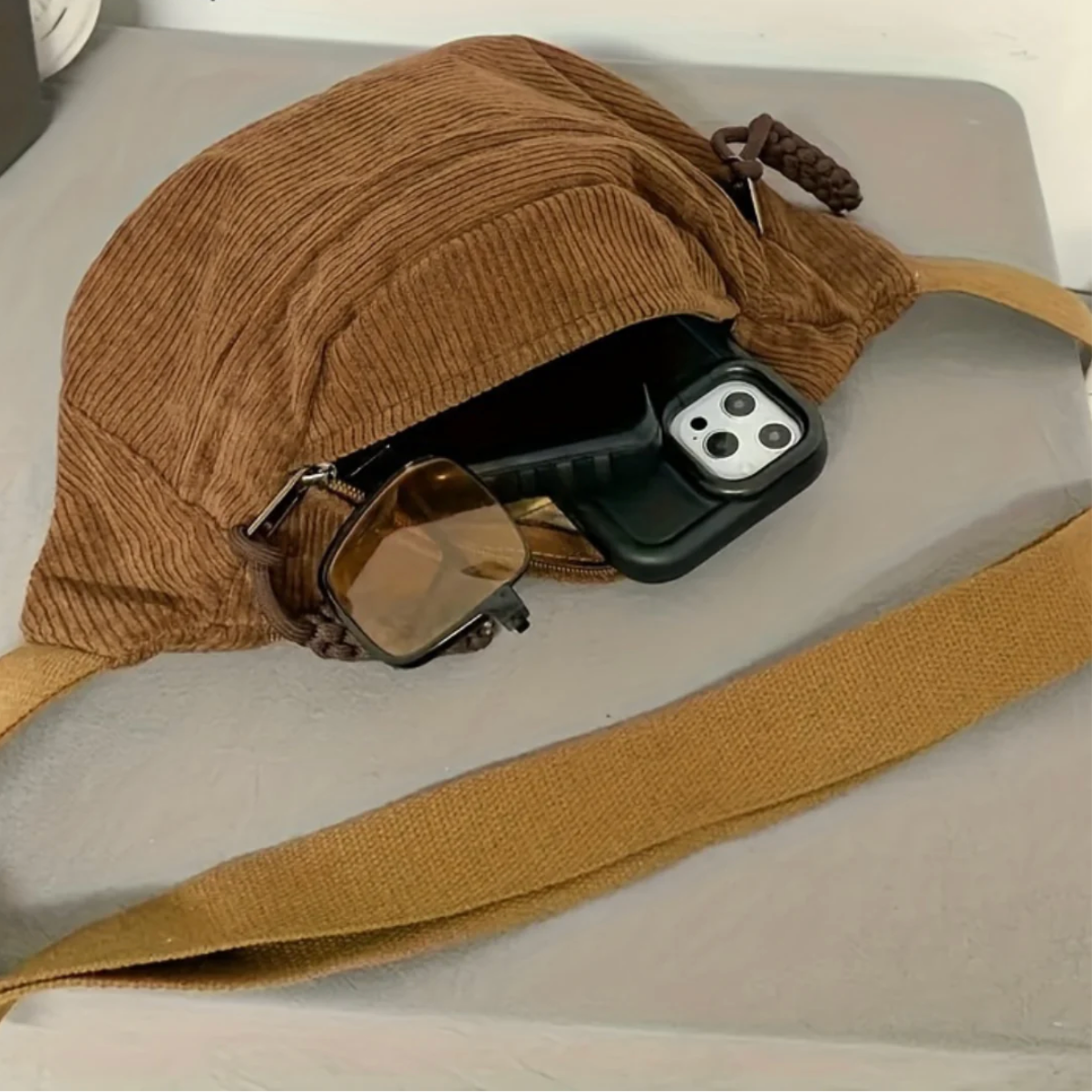 PETRA | SKULDERVÄSKA I PANA