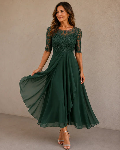 María | Elegante abito in pizzo e chiffon, prezzo di listino scontato