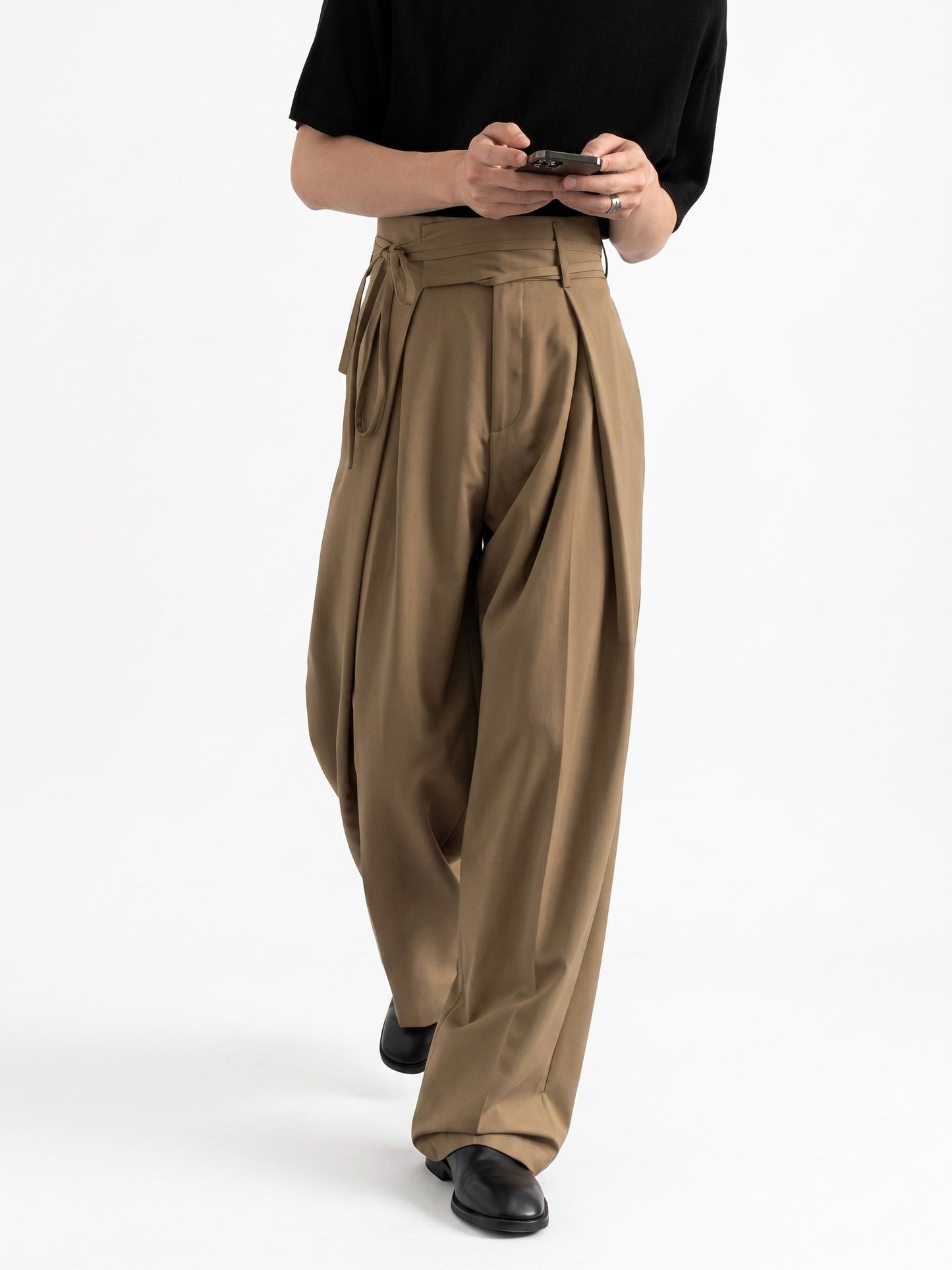 Vloeiende Kleermakersbroek met Gekruiste Taille